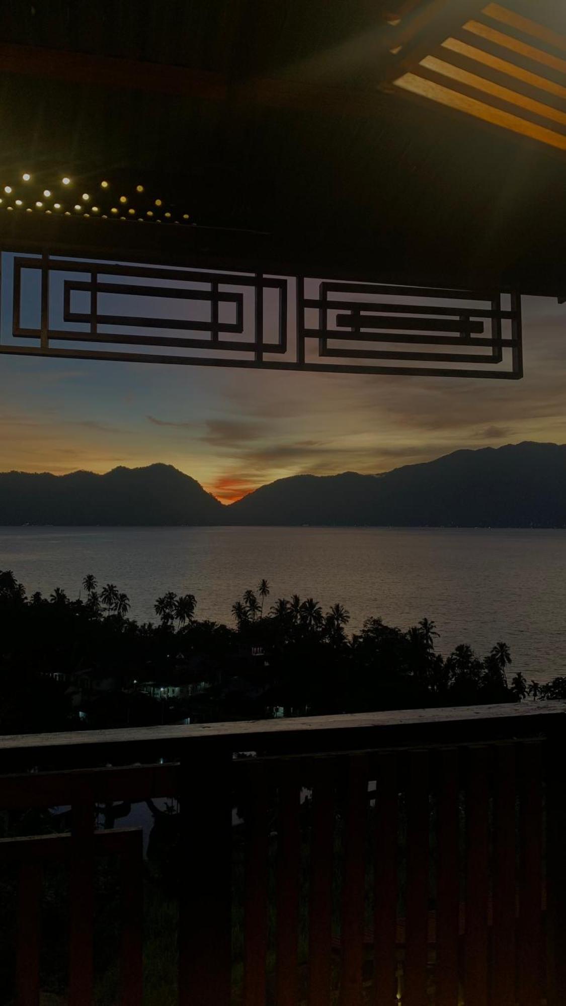 Bagoes View Cottages Maninjau Exterior photo