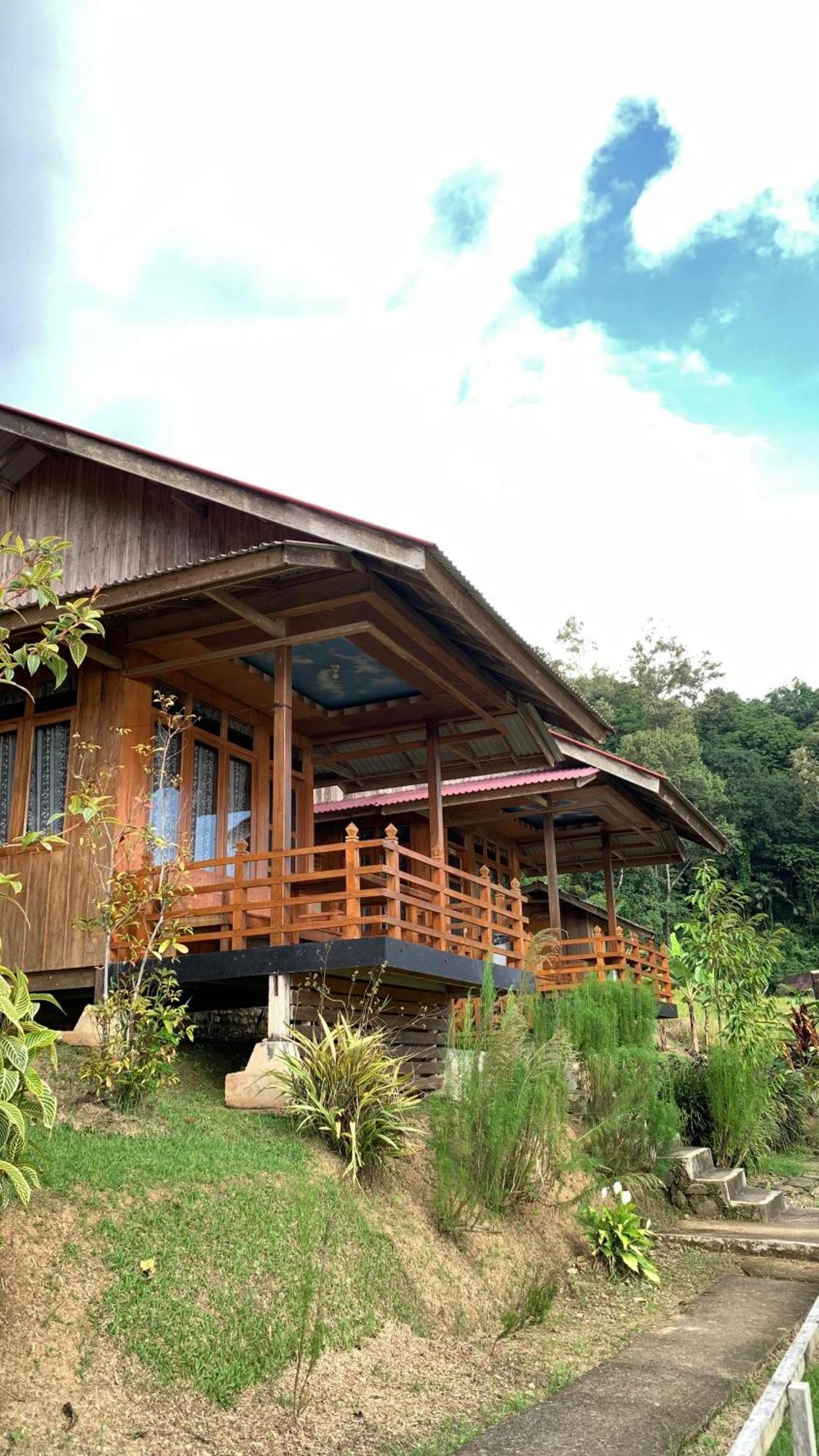 Bagoes View Cottages Maninjau Exterior photo