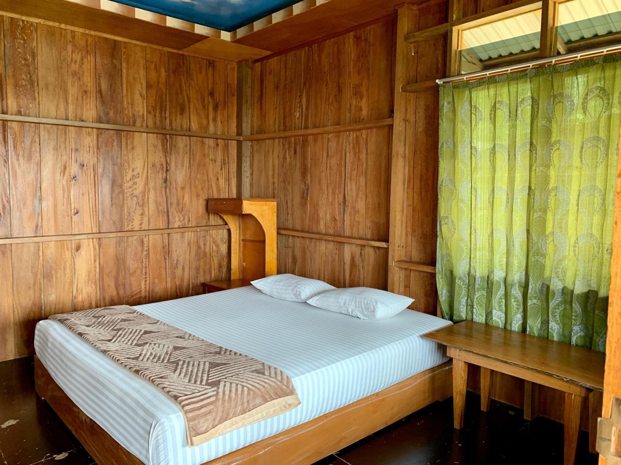 Bagoes View Cottages Maninjau Exterior photo